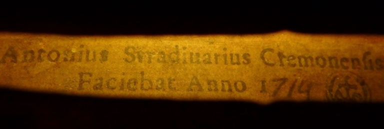 斯特拉迪瓦里1714 “達(dá)芬奇,前塞德?tīng)枴眱?nèi)標(biāo)簽
